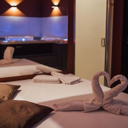 فندق براغفي  Wellness Relax - Luxusni المظهر الخارجي الصورة