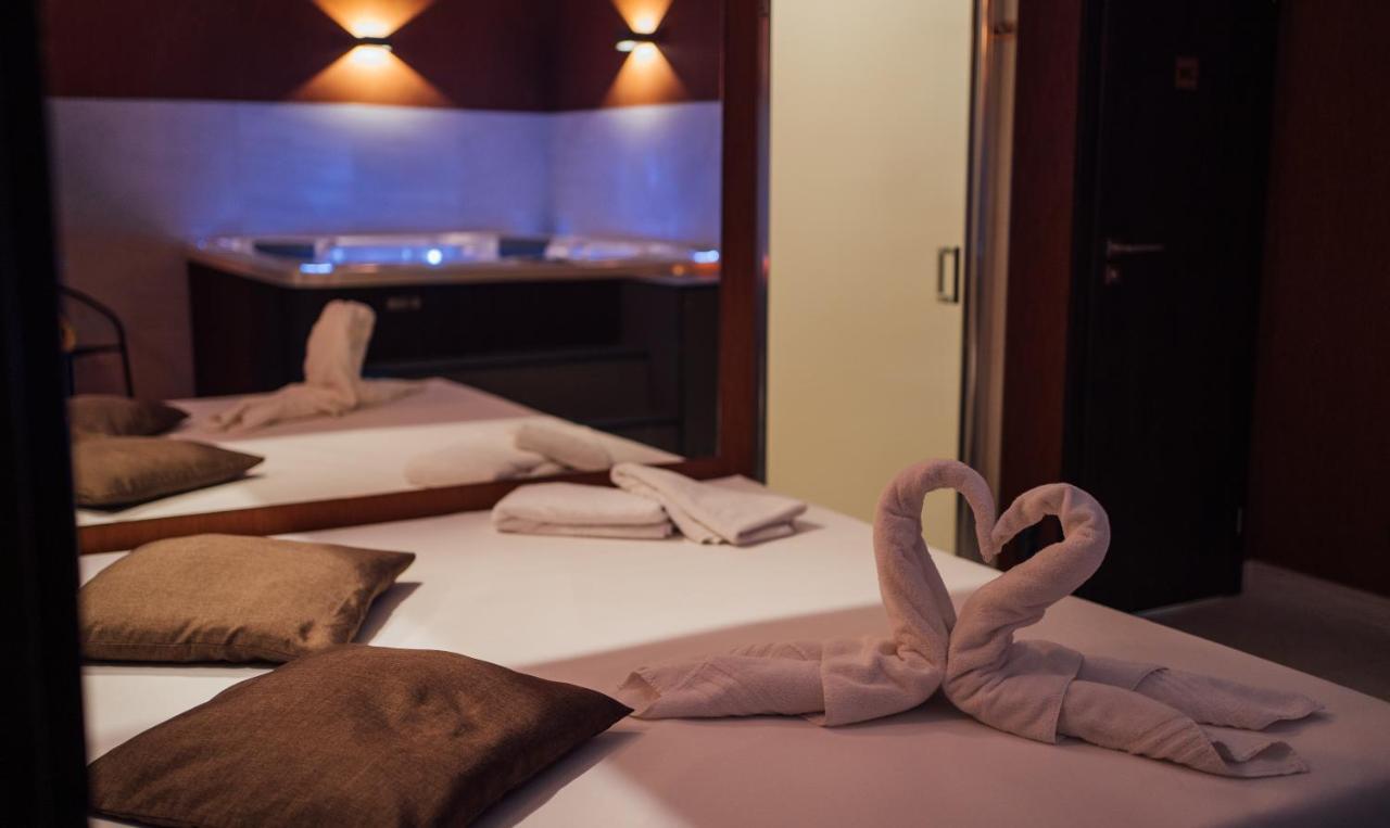 فندق براغفي  Wellness Relax - Luxusni المظهر الخارجي الصورة